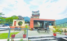 Charcoal Bbq Restaurant & Hotel